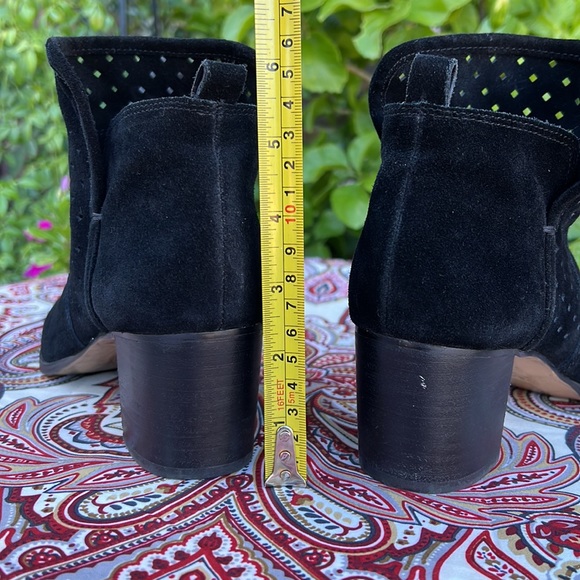 Gianni Bini Peep Toe Mono Black Suede Ankle Booties - Picture 12 of 16